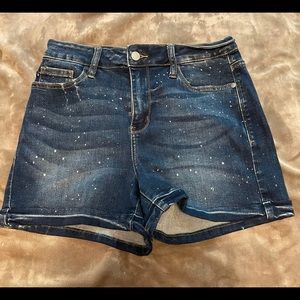 Judy Blue shorts, size medium.